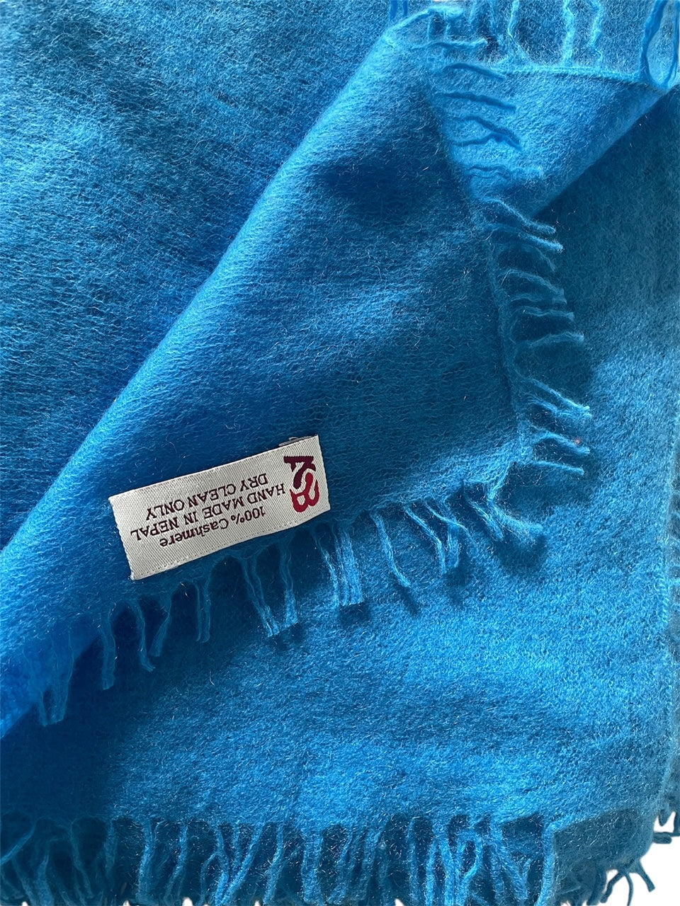 100% Cashmere Knitted Felted 12GG Shawl
