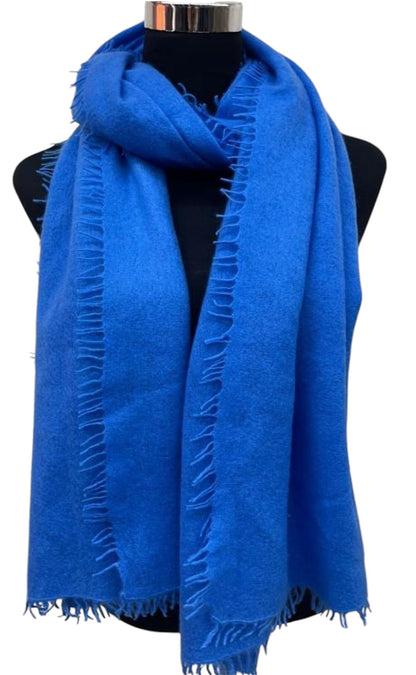 100% Cashmere Knitted Felted 12GG Shawl